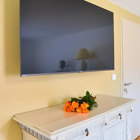 Le Tropical, Chic & Design