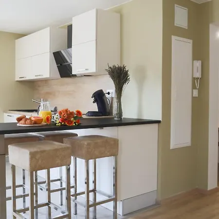 Le Tropical, Chic & Design * Wahlbach