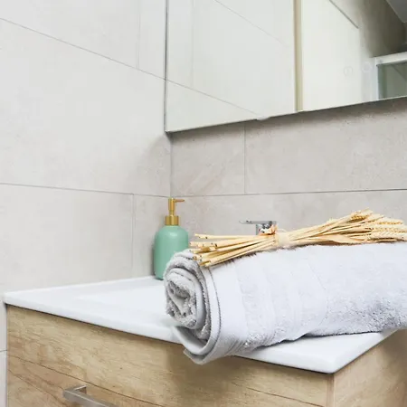 Le Tropical, Chic & Design